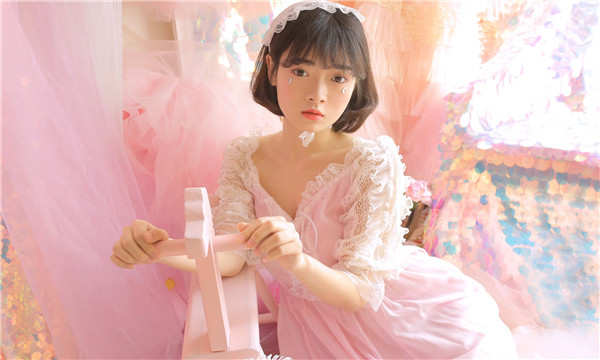 淳安供卵试管代怀生子多少钱？这一直是很多不孕不育家庭关注的话题。在中国，不孕不育的发生率越来越高，根据《中国不孕不育现状调研报告》显示，育龄夫妇的不孕不育率从20年前的3%增长至现在的12.5%-18.2%，患者人数高达6000万以上。在这样的背景下，许多家庭通过供卵试管来实现自己的生育梦想。那么，供卵试管代怀生子的费用到底是多少呢？